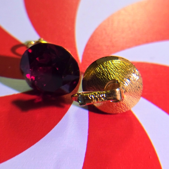 Vogue Ruby (faux) Vintage Runway Earrings - Picture 6 of 11